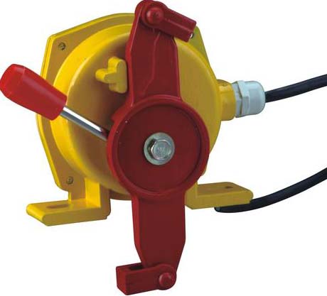 日照帶式輸送機(jī)拉繩開關(guān).jpg 日照帶式輸送機(jī)拉繩開關(guān).jpg